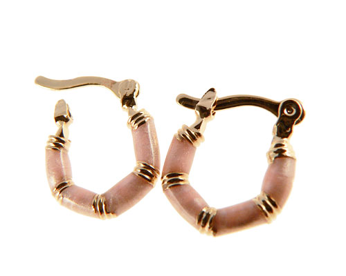 Se mere om donna bella creol øreringe med lyserød udsmykning i web-butikken