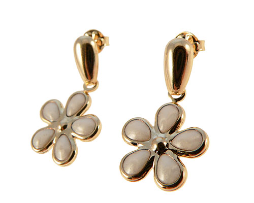 Se mere om donna bella øreringe med blomst i 18 karat guld i web-butikken