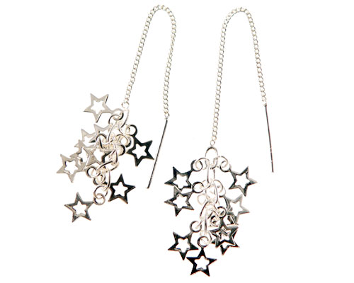 Se mere om klassiske øreringe af sølv med stjerner i web-butikken