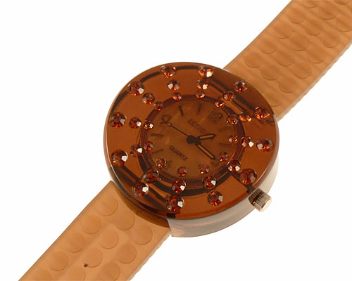 Se mere om gennemsigtigt gummi ur i brunlig farve med brunlige sten i web-butikken