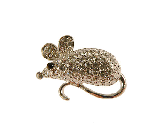Se mere om broche af lille sølvfarvet mus med hvide sten i web-butikken