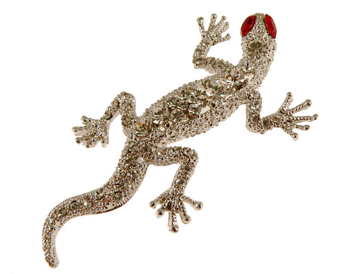 Se mere om broche af lizard med røde sten som øjne i web-butikken