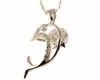 Se mere om Halskæde af sølv med vedhæng af delfin i web-butikken