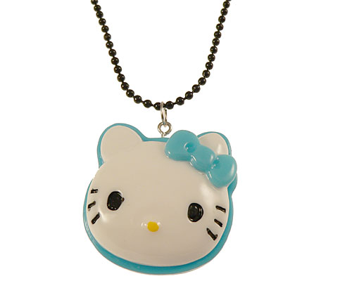 Se mere om lang halskæde med hello kitty figur i lyseblå og hvid i web-butikken