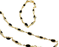 Se mere om Elegant guld halskæde med armbånd af forgyldt i 18 karat guld. i web-butikken