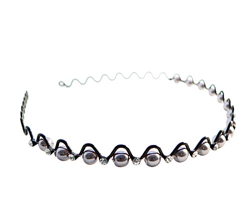 Se mere om sort hårbøjle med klare sten og grå perler i web-butikken