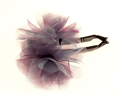 Se mere om super flot hårspænde med lilla blomst i web-butikken