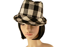 Se mere om Hat i sort og hvid i web-butikken