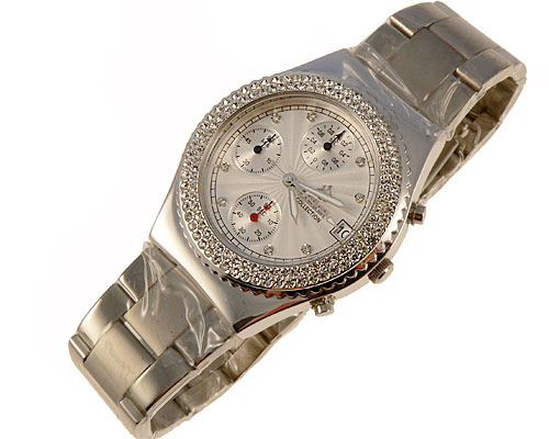 Se mere om elegant dameur med 3 chronograph ure i web-butikken